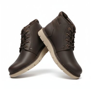Bota Caterpillar Convert Mid homem em pele castanha confortável e resistente