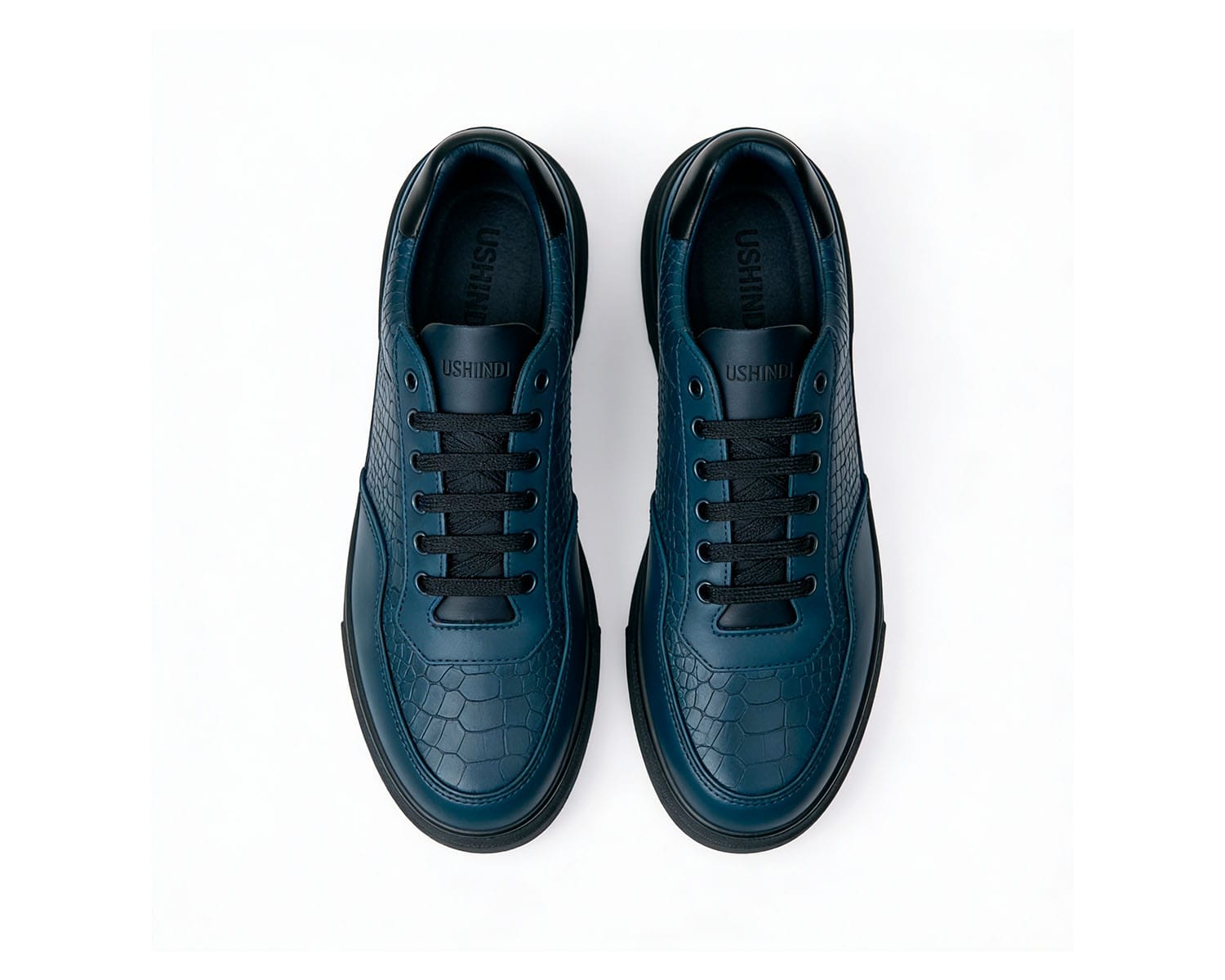 sapatilha-ushindi-blue-phyton-pele-homem.jpg Sapatilha Ushindi Blue Phyton azul em pele com sola EVA para homem