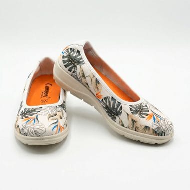 sabrina tropical camport tecido estampado, sabrina senhora tecido tropical claro, detalhe padrão tropical sabrina camport, sabrina leve conforto senhora