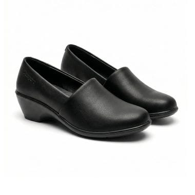 sabrina strech conforto camport pele preta, sabrina conforto senhora camport preta, detalhe lateral sabrina camport, sabrina confortável senhora uso diário