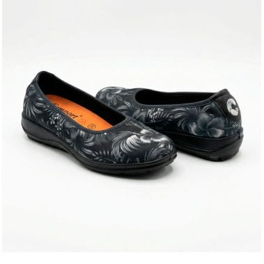 sabrina tropical camport tecido preto, sabrina senhora tecido estampado camport, detalhe padrão floral sabrina camport, sabrina leve conforto senhora