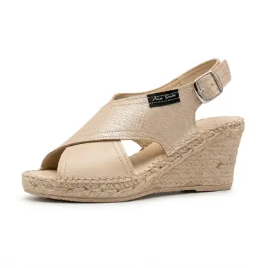 Sandálias Alpercatas Bege em Pele com Cunha Confortáveis | Senhora Ana Gabi