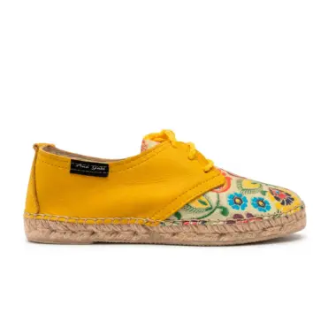 Alpercatas Ana Gabi amarelas com padrão floral para senhora