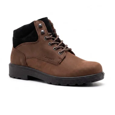 Botas Camport Homem em pele genuína castanhas com atacadores e sola robusta.