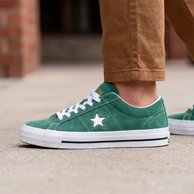 Converse CONS One Star Pro OX em camurça A07618C