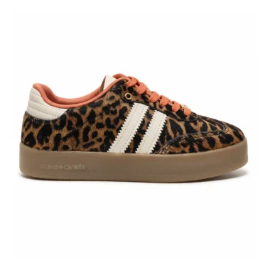 Ténis Cravo Canela Animal Print vista lateral